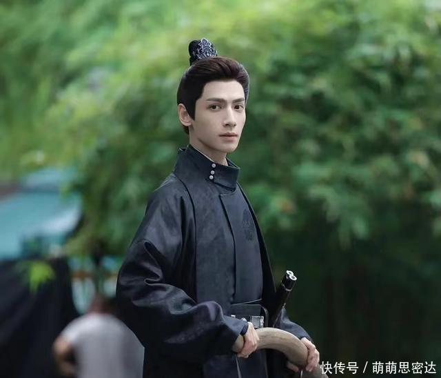 男演员长相很重要,看到罗云熙与张凌赫才知道什么是天选古装帅哥 - 360娱乐,你开心就好