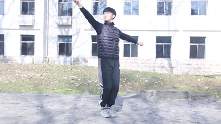 简单动作 减肥瘦身 减肥最有效的动作之一：每天30至50次，不光瘦胳膊，还能瘦腿