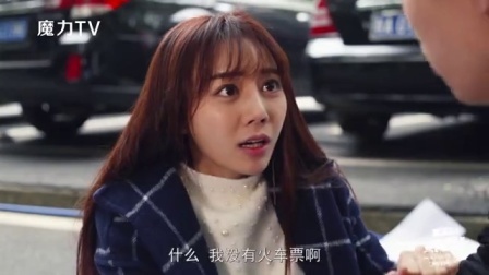 耐撕男女 2017 美女回家过年走捷径 电动车小伙很受伤 18