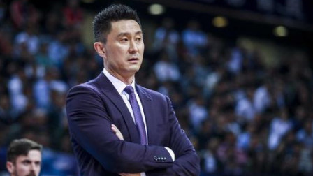 CBA教练麻辣时刻：暴躁杜锋疯狂输出 李春江王治郅挑战裁判