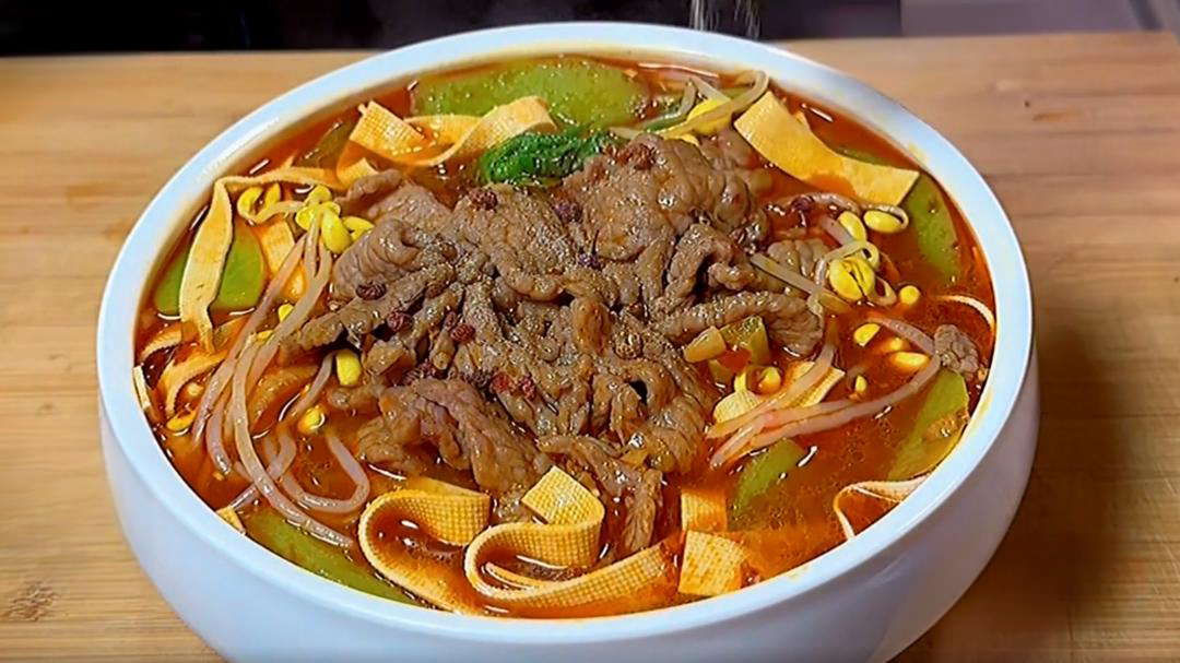 人气美食 热辣鲜香 家常水煮牛肉