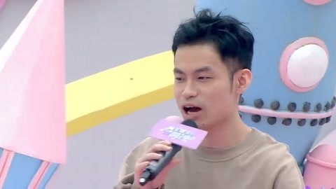 男生女生向前冲 第十四季 网红大V组队PK 小哥freestyle放狠话