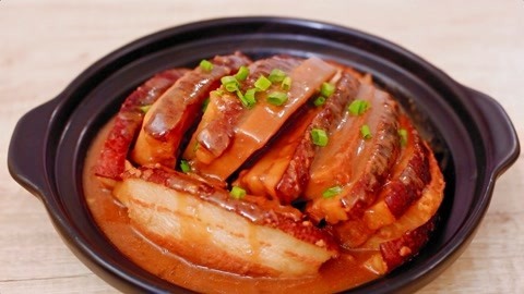 迷迭香 香喷喷的芋头扣肉！
