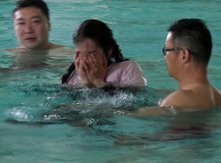 奔跑吧 baby回归热巴惨被完爆！