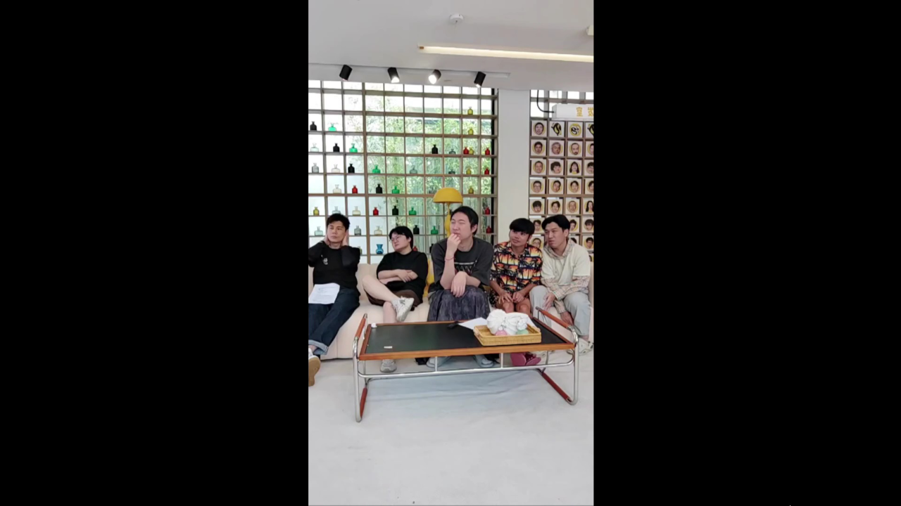脱口秀和Ta的朋友们 第3季 会客厅：岛主带你参观大王洞