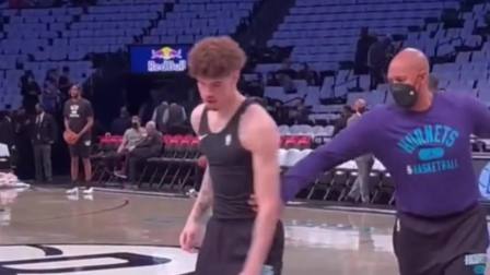 NBA热辣资讯 三球赛前热身大秀球技！这运球的丝滑程度一点都不输欧文啊！