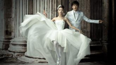 乐活好正点 王室婚礼引领婚纱时尚