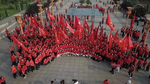 全民向前冲 党员健康徒步行