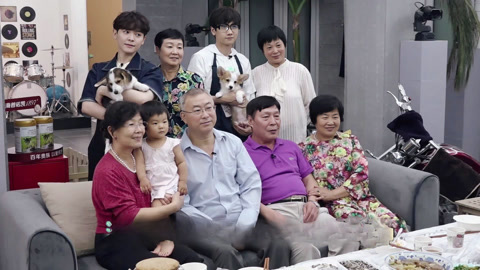 第11期下 何炅帮厨在线求助黄磊 魏大勋父子送惊喜感动魏妈