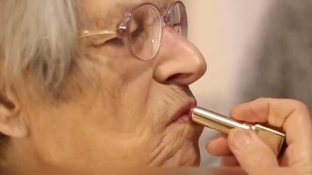 能体验的都体验了, 他70岁变性, 如今99岁