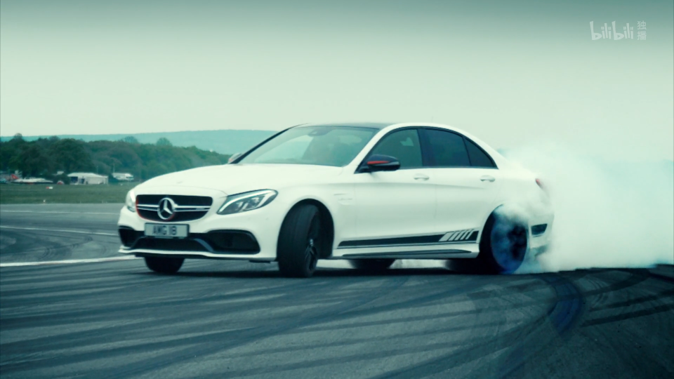 电流竞速！改装电动车街道狂飙