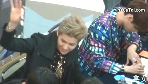 EXO 永登浦签名会 吴亦凡 饭拍版 12/05/09-EXO-M