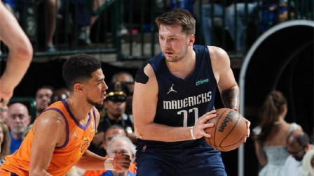 2021-2022赛季NBA集锦 东契奇26+7+11 布克35+7 保罗6犯离场 独行侠射日