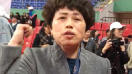 成都体院体育教育训练系书记，赛后为球员打Call