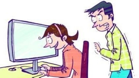 小强热线 上班网购很危险