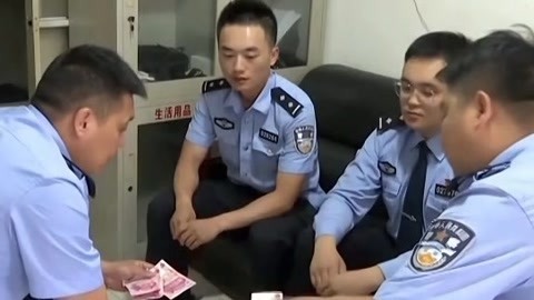 法治中国60分 男子用假币套真钞被拒 电蚊拍杀虫剂不能同时使用