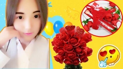 囧闻一箩筐 妇女节玫瑰花秒变丁字裤