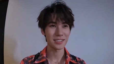奔跑吧第8季 加料版：奔跑吧家族挑战宋雨琦新歌舞蹈，一起《Freak》！