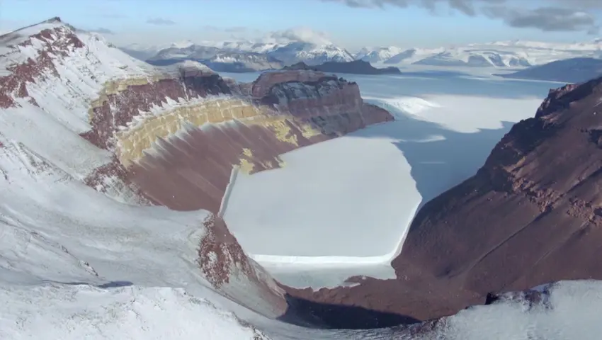 《冰冻星球》第1集