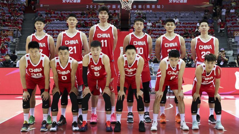 篮球公园 [篮球公园]20250801 中国男篮出征亚洲杯