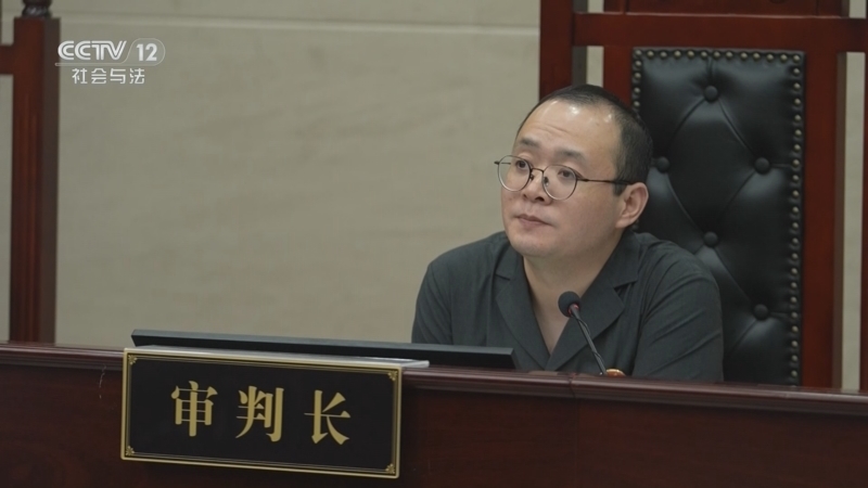 现场 《现场》 20250201 “躺赢”背后的陷阱
