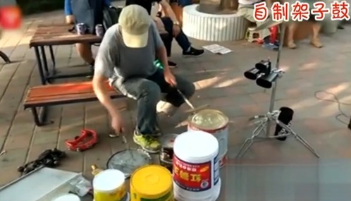 欢乐集结号 你变废为宝 我们比车技