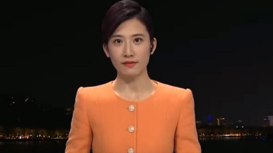 1818黄金眼 宣传“空中花园” 业主自己改造