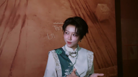 奔跑吧第10季 第7期彩蛋：刘雨昕范丞丞接受设定一秒开演 丞磊沉浸式观赏文物