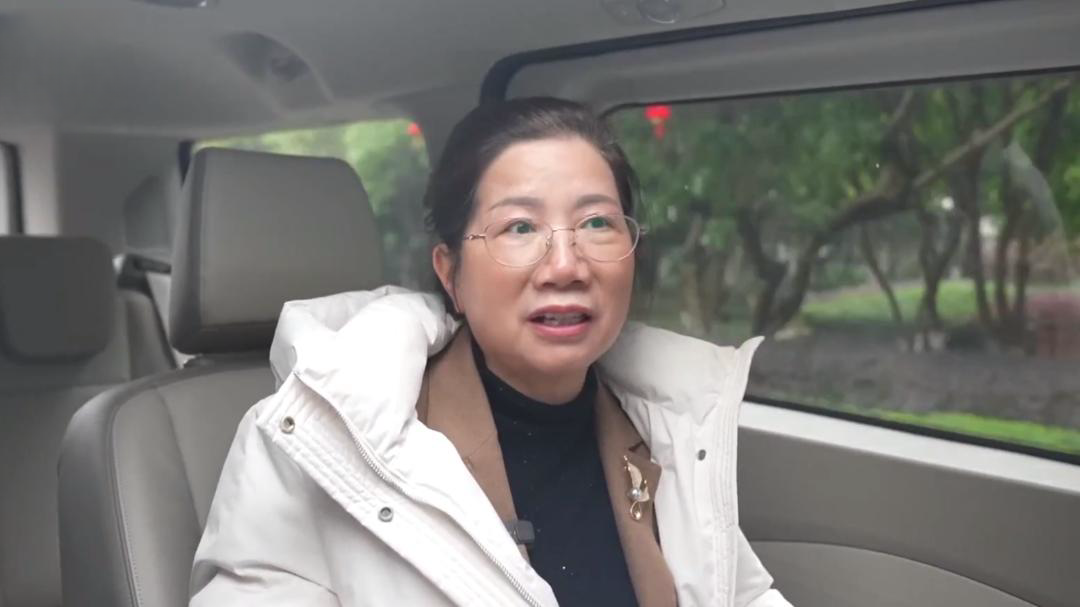 社会传真 履职进行时——深入基层 倾听民意