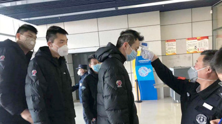 青岛男篮：做好应急反应措施，确保所有球员和教练员健康安全