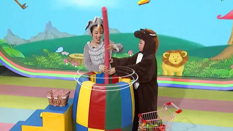 积木宝贝闯世界 第3季 水果工厂制作草莓奶昔