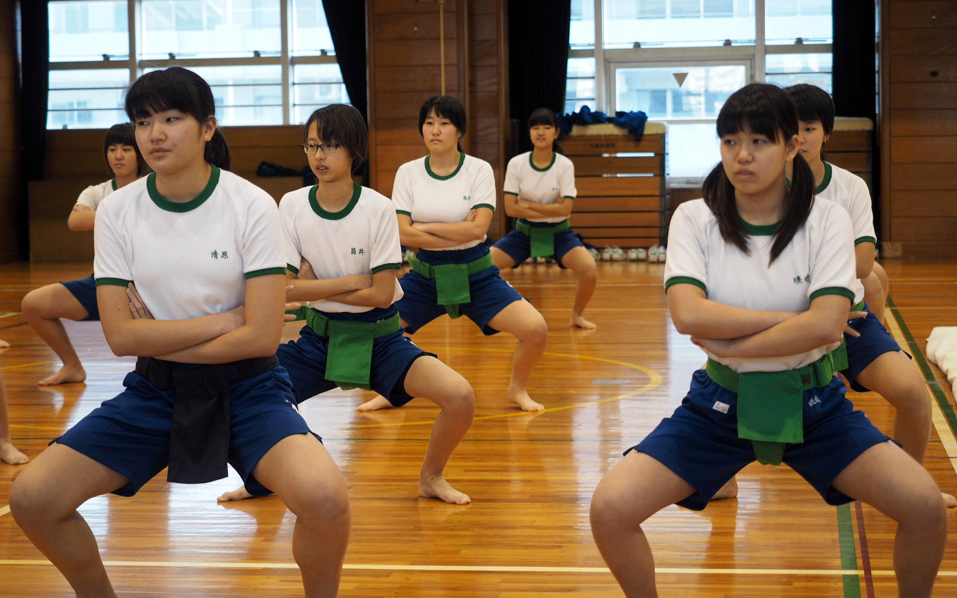 我住在这里的理由 第一季 看萌妹子如何PK相扑力士