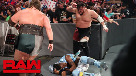 WWE RAW 2019 【RAW 07/01】科菲大招得手，回身落入毁灭锁