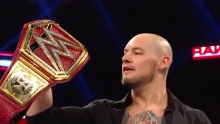 WWE RAW 2019 第1360期 科尔宾拿下全球冠军腰带