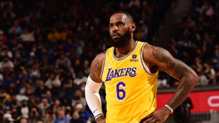 NBA热辣资讯 詹姆斯成为历史第一人 总得分超过天勾贾巴尔