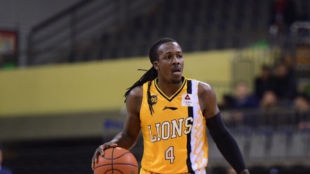 CBA 18/19赛季 北京VS广厦第四节：广厦众将无力回天，北京120-98大胜广厦