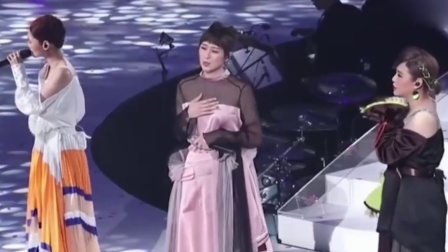 土豆娱乐快报 2018 2月 4 in Love再合体 黄小柔：怪我一直生