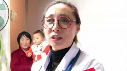 人气美食 长寿路人气火锅 羊蝎子升级羊脖子