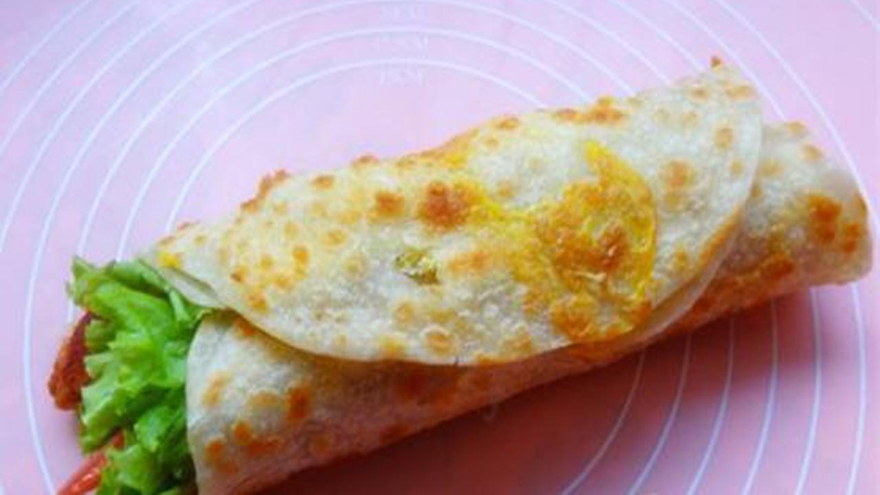 美&middot;食 吃不完的鸡蛋饼面皮别扔掉，换种做法，上桌被抢光