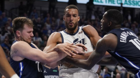 2021-2022赛季NBA集锦 东契奇33+13独行侠过关 轻取爵士3-2获得赛点