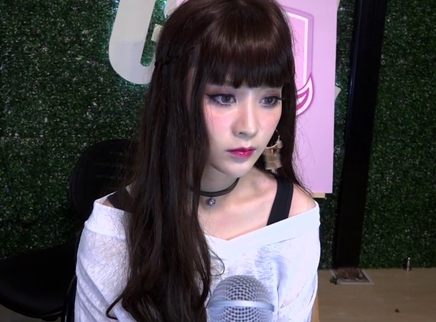 818超女聊天室 毒药秘密造型要变套路了