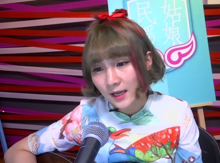 818超女聊天室 李雨原创弹唱告白学院小伙伴