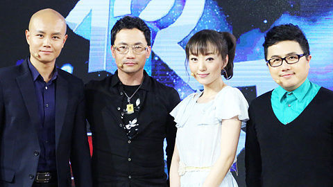 夜问 共叙青春憾事曹阳献唱 索尼获封不死玉女