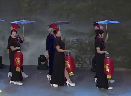 321动起来 广场舞《绿色张家界》