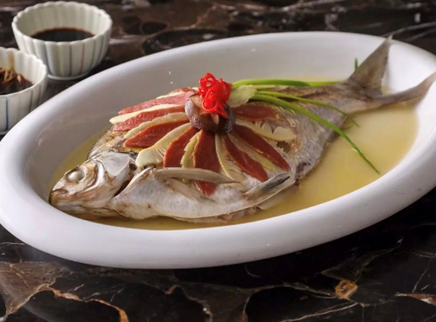 美食台 湖北第一名菜清蒸武昌鱼