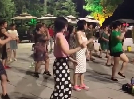 音乐集装箱 火箭少女的《卡路里》火出圈了