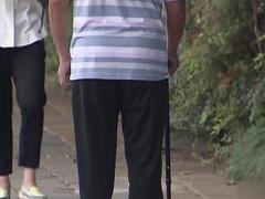 警方侦破保健品诈骗案，组织老年人参加讲座
