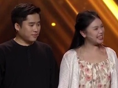 阔别十年重逢结为夫妻 支持妻子学习声乐的梦想