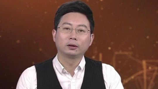 经典传奇 寰宇怪事大惊奇 从天而降的石头