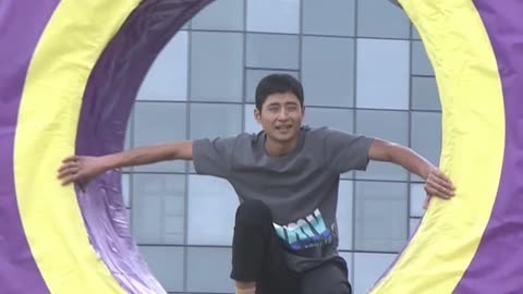 男生女生向前冲第15季 老同学组队双人登顶 昔日冠军首轮落水